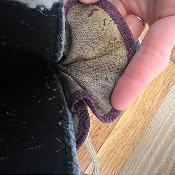 Sorel Purple and Black Winter Boots - Picture 6 of 6